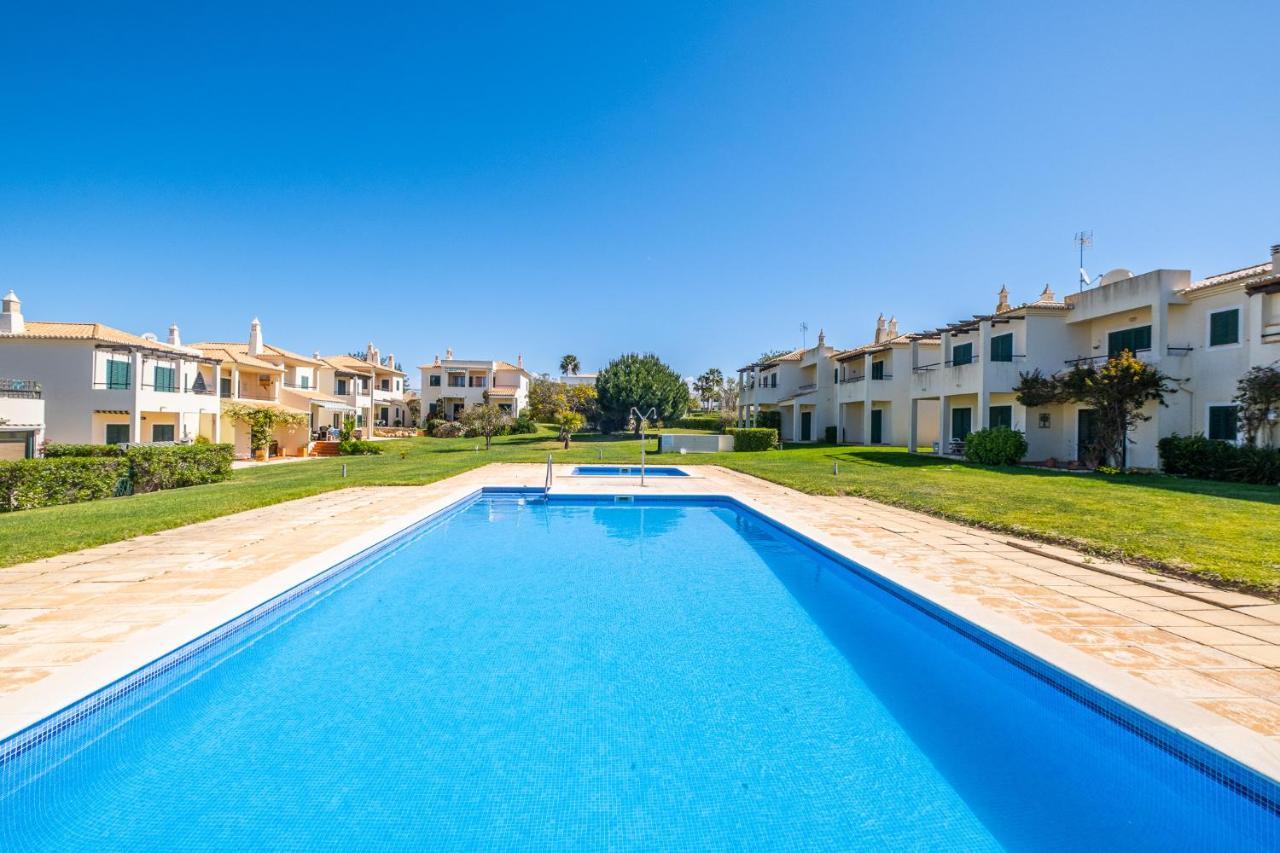 A Vilita Beach Apartment Пера Екстер'єр фото